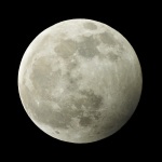 Maximální fáze polostínového zatmění Měsíce.