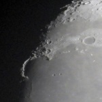 Detail "ouška" na Měsíci pozorovaný 16. března 2019 z Hvězdárny Rokycany.