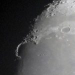 Detail "ouška" na Měsíci pozorovaný 16. března 2019 z Hvězdárny Rokycany.